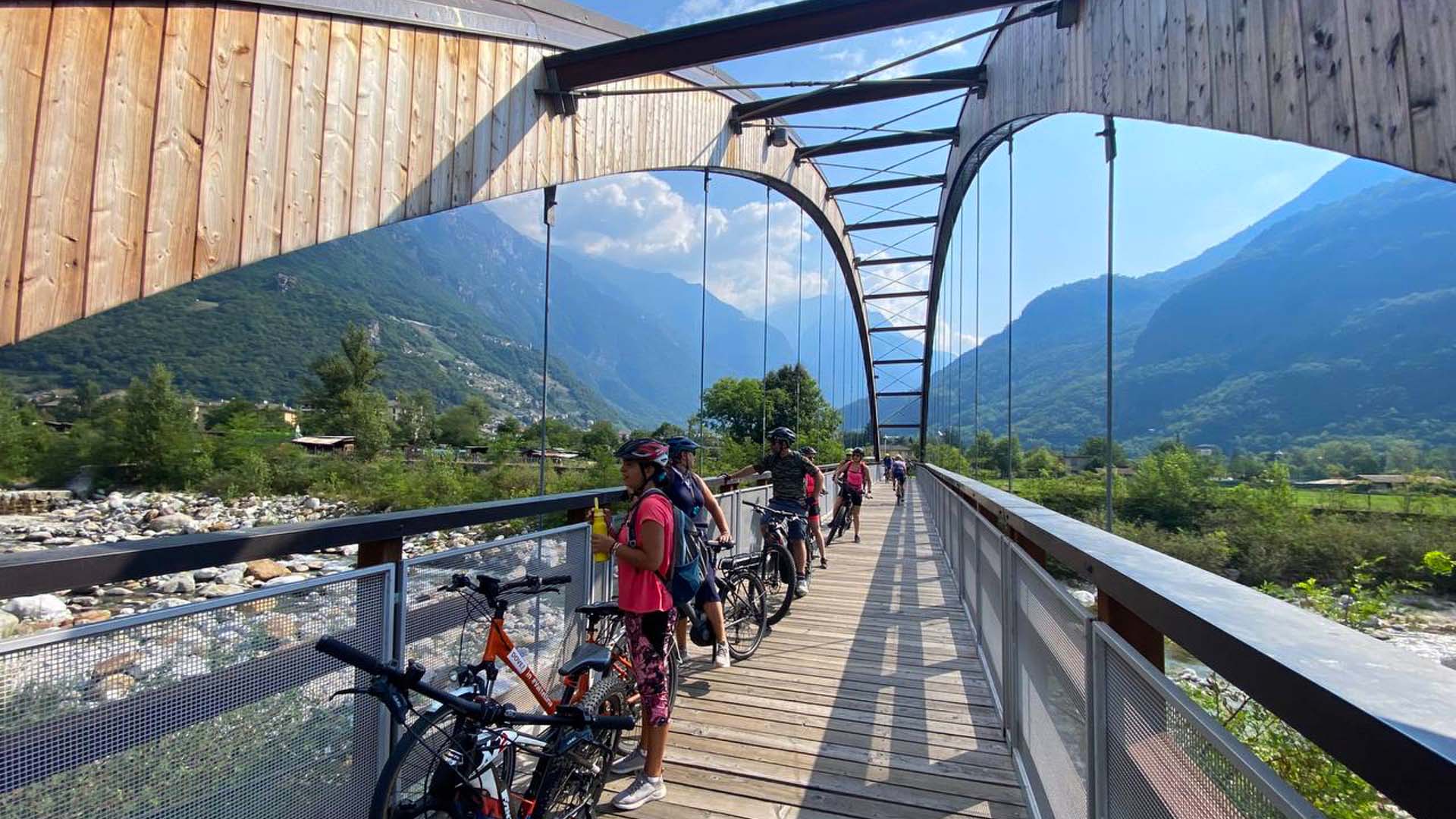 Ciclabile verso Lago di Mezzola