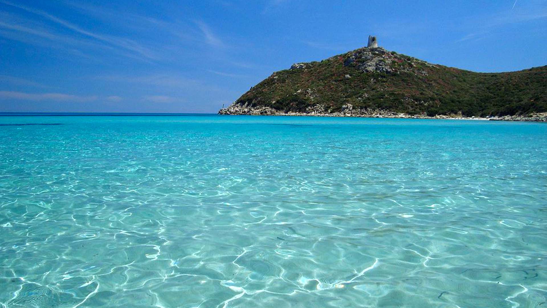 Spiaggia di Capo Carbonara vista dalla barca