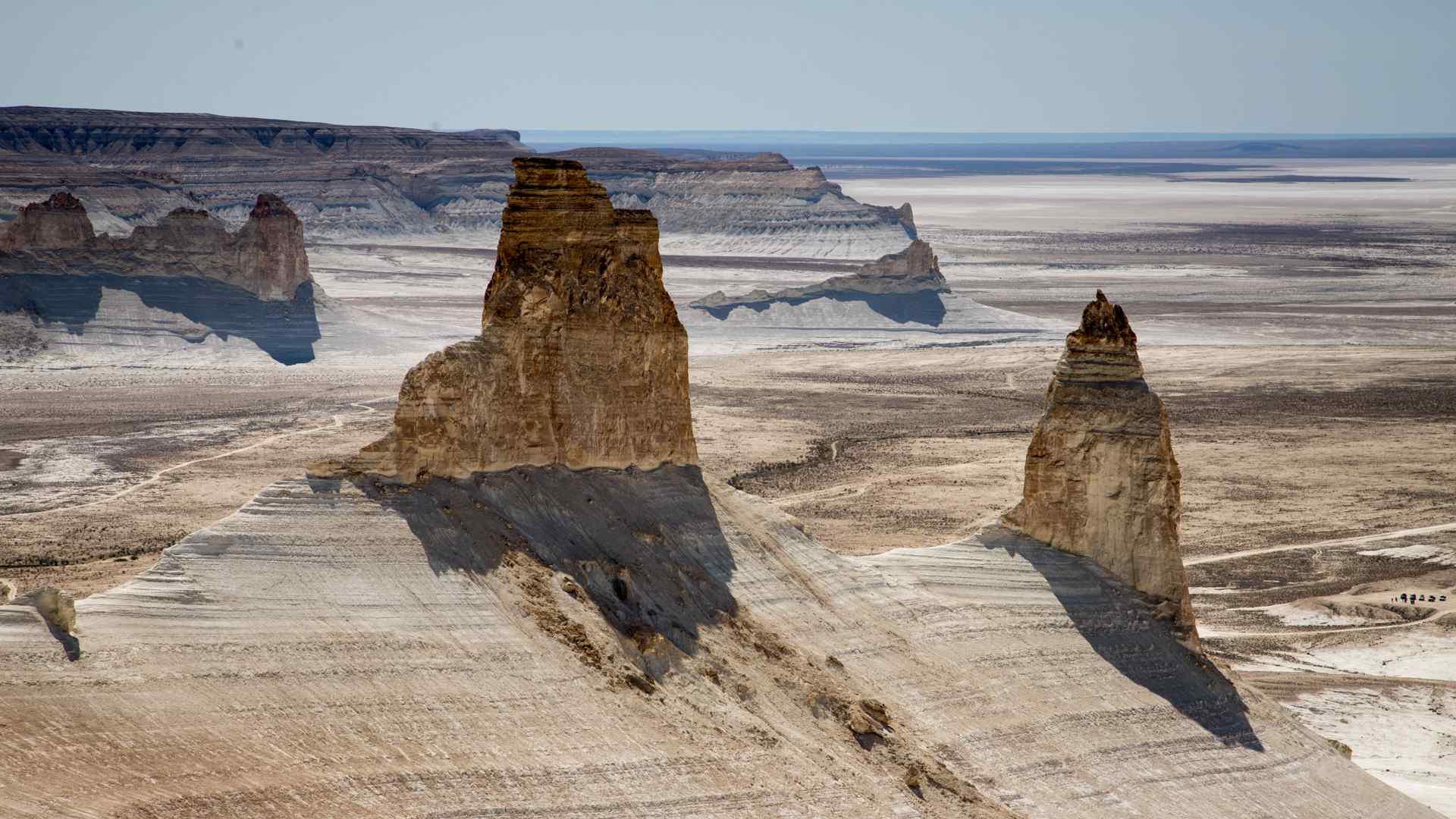 Viaggio nel Mangystau con fuoristrada