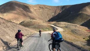 Vacanza alle Canarie in bici tra i vulcani