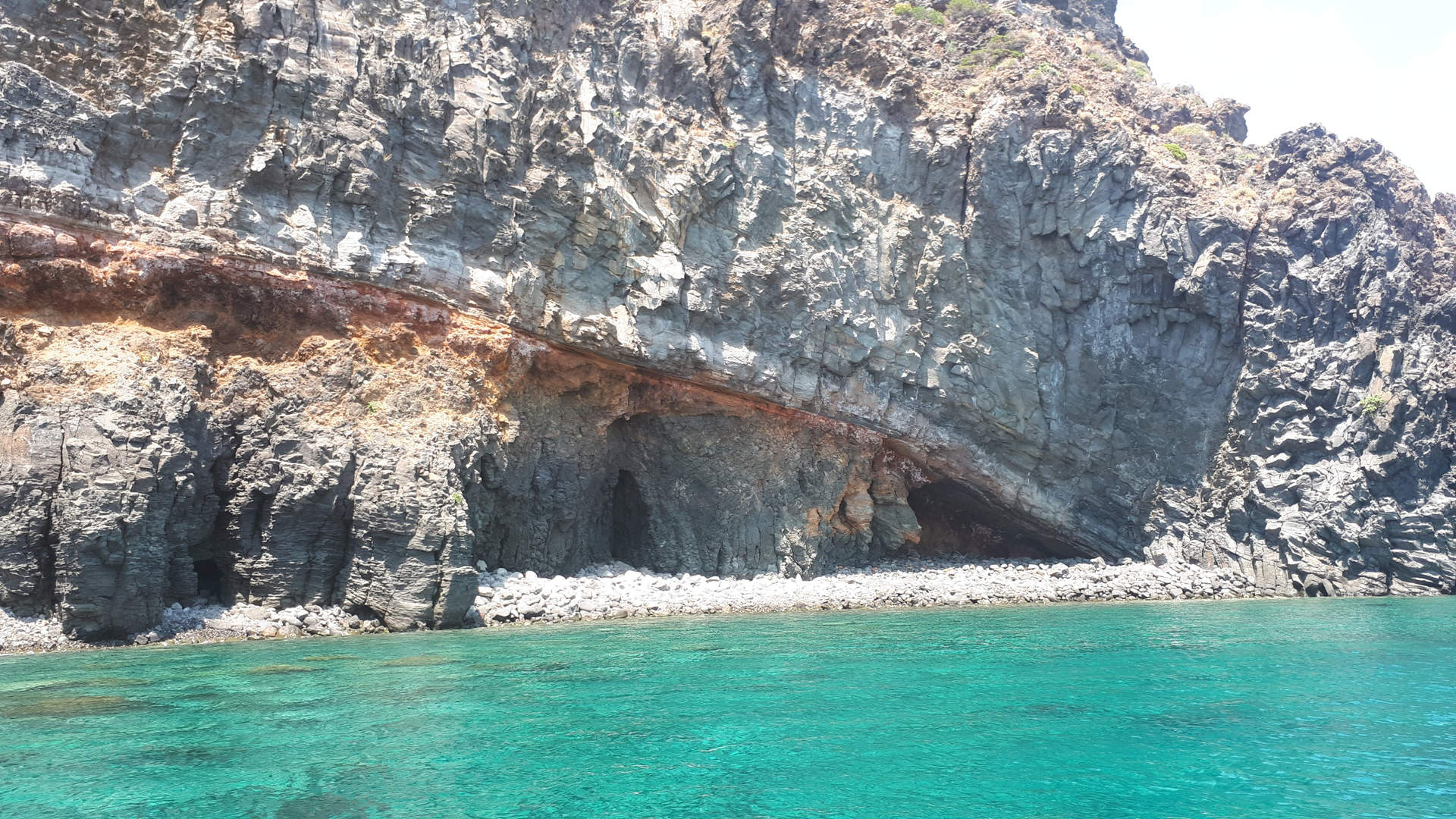 Escursione in barca di tutto il giorno a Pantelleria con pranzo tipico