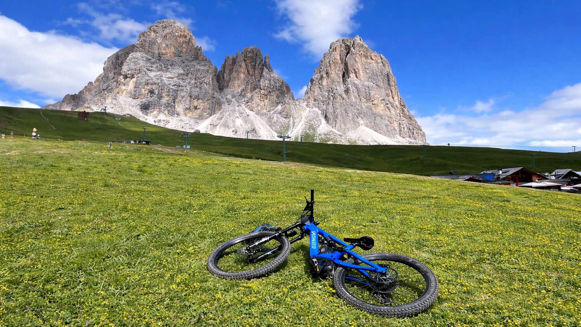 Weekend enduro Dolomiti Sellaronda e Civetta