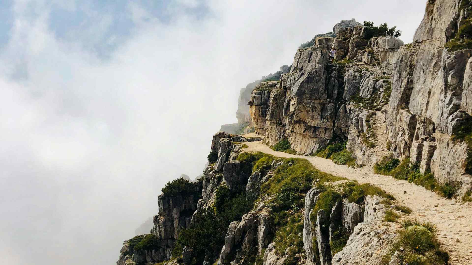 Trekking alle 52 Gallerie Pasubio