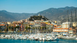 A cycling and boating vacation in Liguria, in Sanremo and Imperia